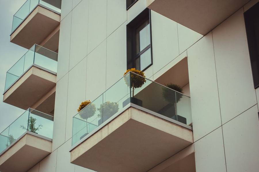 Edificio residenziale moderno ad alta efficienza energetica
